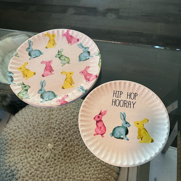 Nicole Miller Hip Hop Hooray Bunny Plates (16) plates - Picture 9 of 9